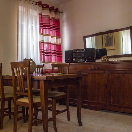 Elizabeth'S Place Heraklion  Luaran gambar