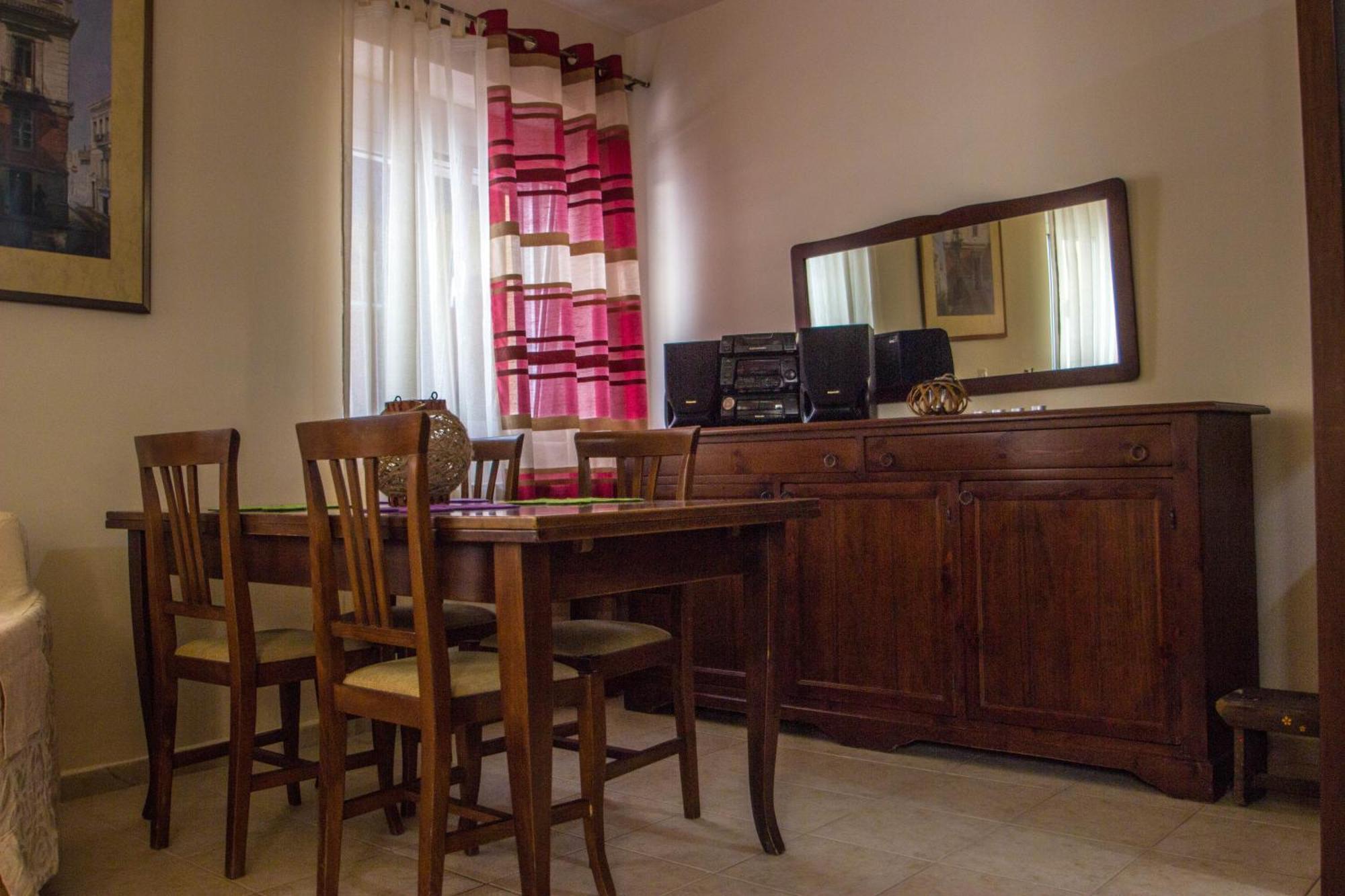 Elizabeth'S Place Heraklion  Luaran gambar